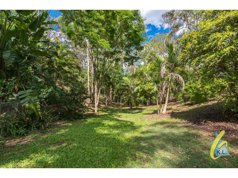 8 Kynuna Ct