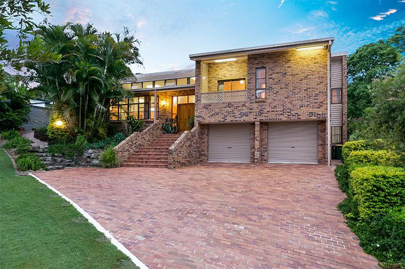12 Rebecca Street,  Chapel Hill