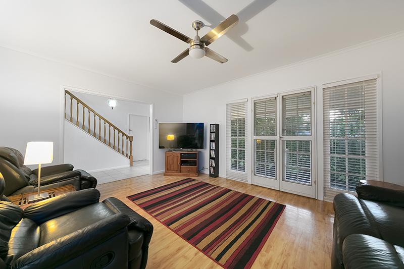 124 Mount Ommaney Drive