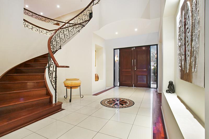 28 Newell Place