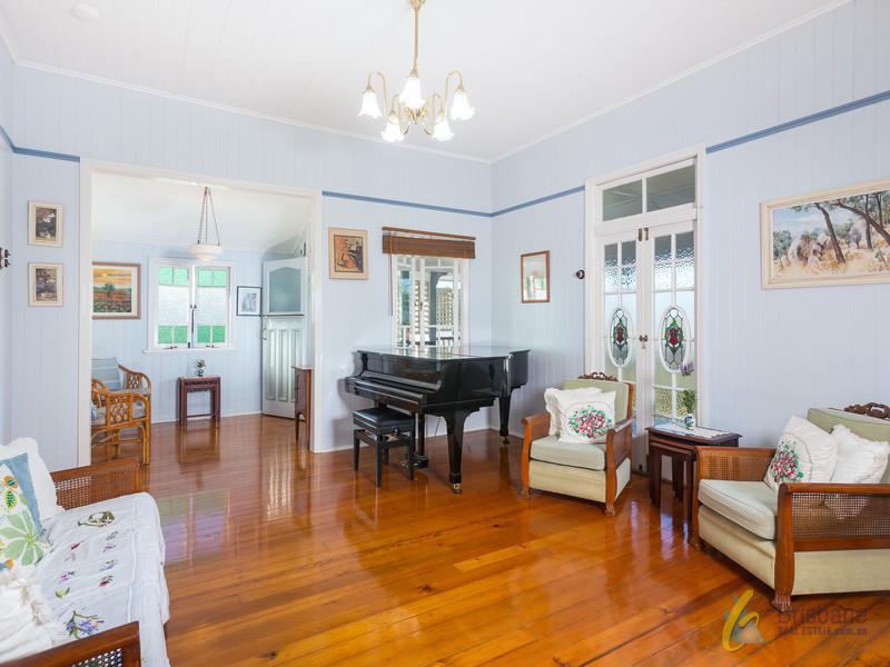 35 White St