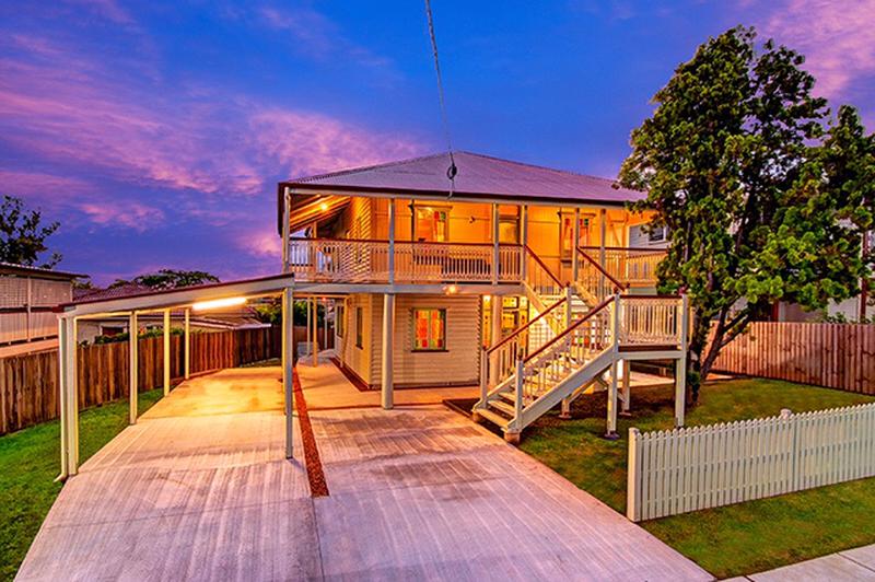 8 Annand Street,  Oxley