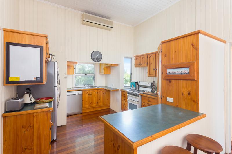 854 Oxley Road