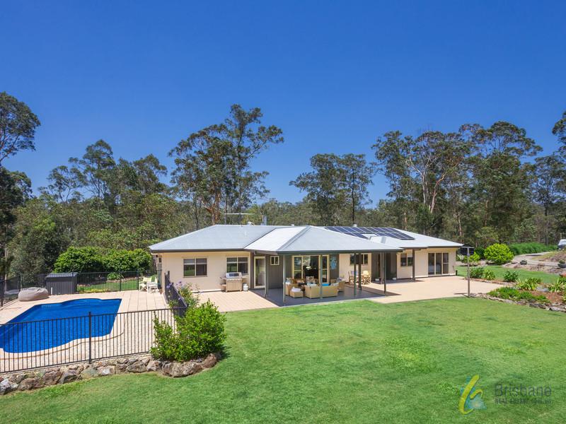 31 White Cedar Road