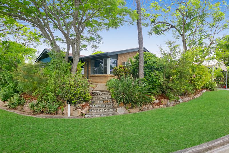1 Spinnaker Street,  Jamboree Heights