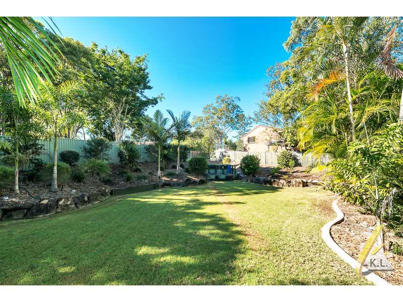 5 Uralla Place