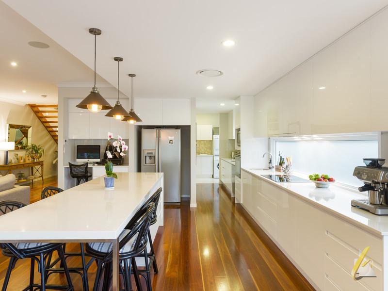 44 Ruth Miller Close