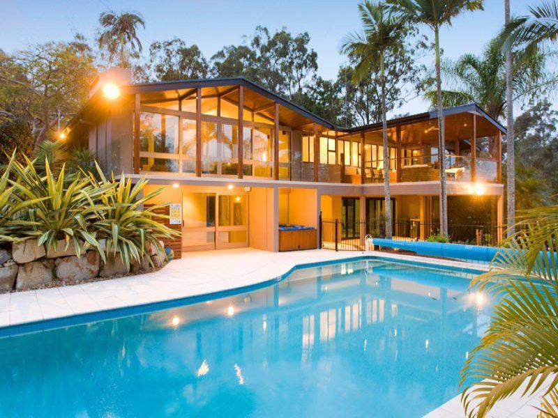 8 Spinkbrae Street