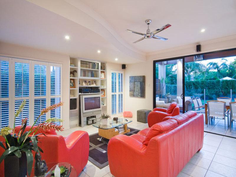 104 Dewar Terrace