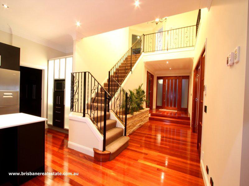 113 Hawken Drive