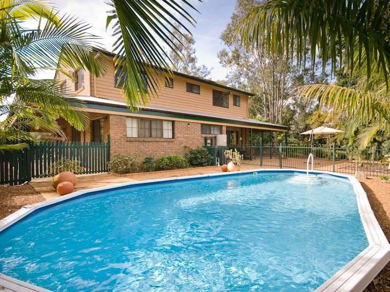 27 Yarula Close,  Karana Downs