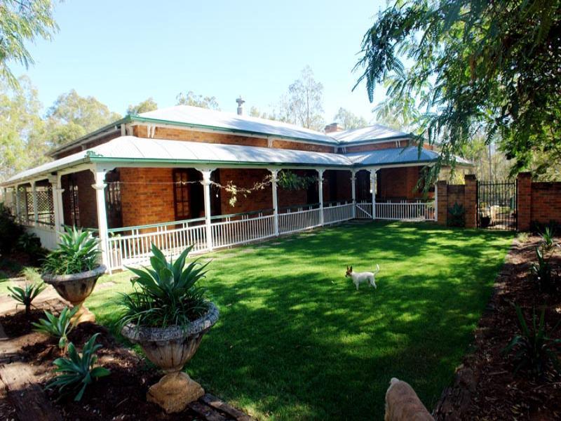 1188 Mt Crosby Road