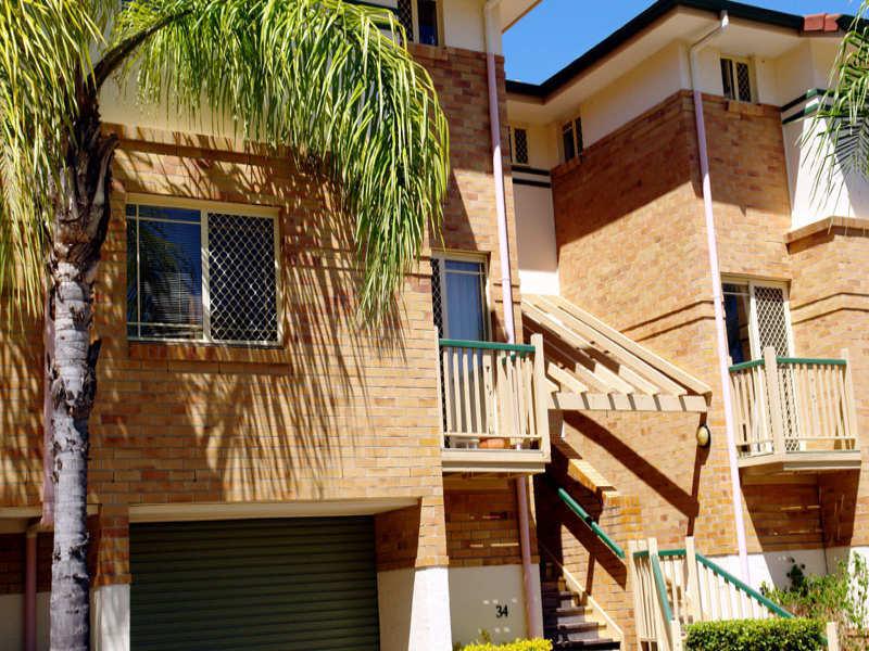 34/19 Merlin Terrace