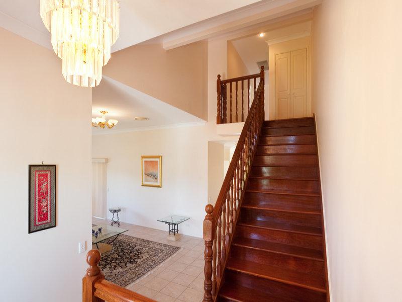 12 Hindmarsh Place