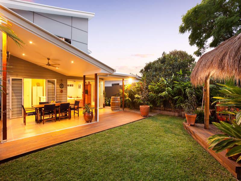 263 Long Street East