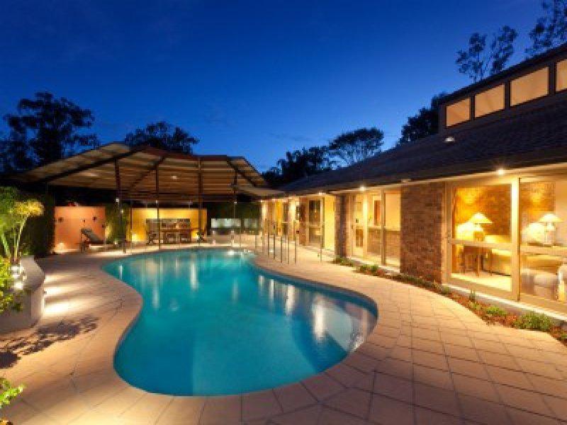 2 Evans Court