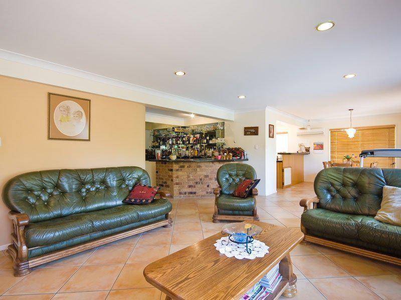 1 St Ives Court