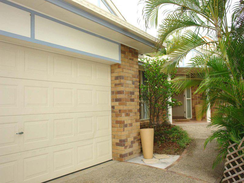 73 Mirbelia Street