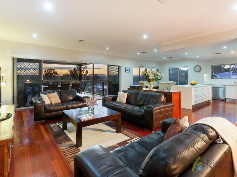 13 Casuarina Street