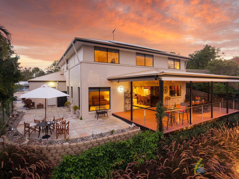 17 Stralock Street