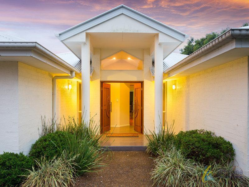 8 Cromwell Close