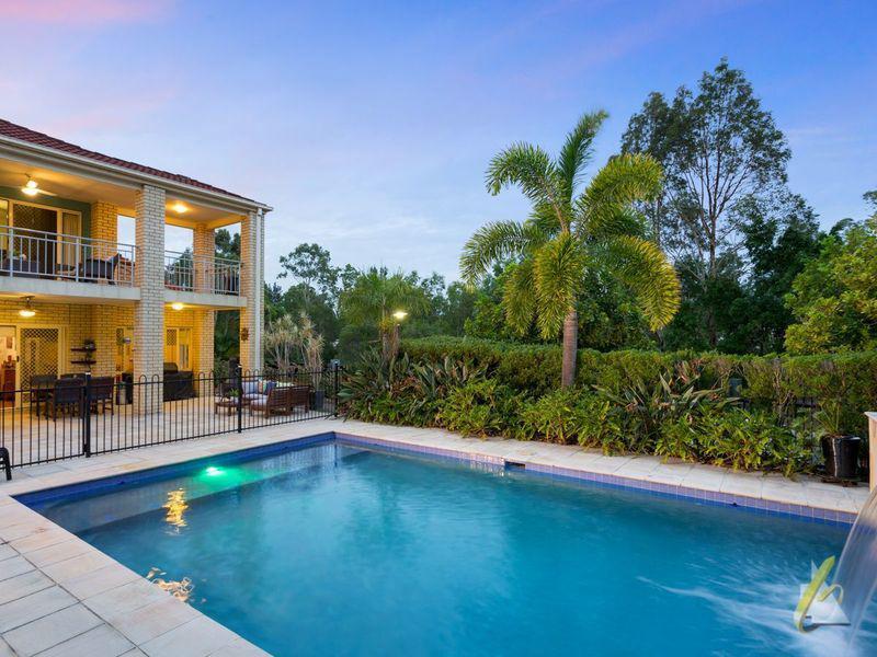 12 Cayman Place