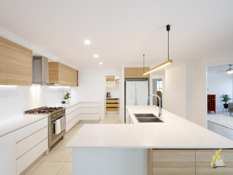 8 Athena Close