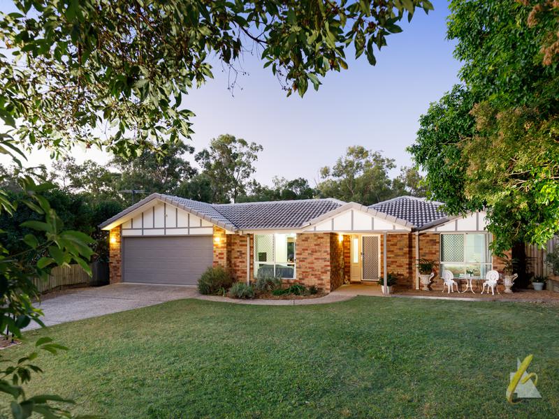 16 Robyn Street, Doncaster, VIC