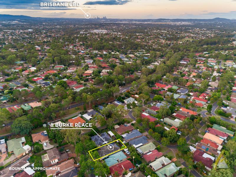 2/26 Strathconnan Place, Wheelers Hill, VIC