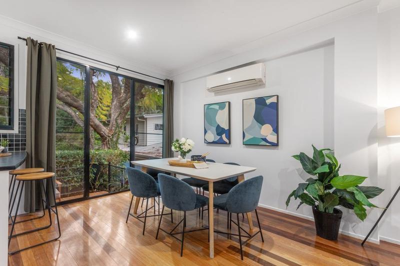 8 Rennie Street