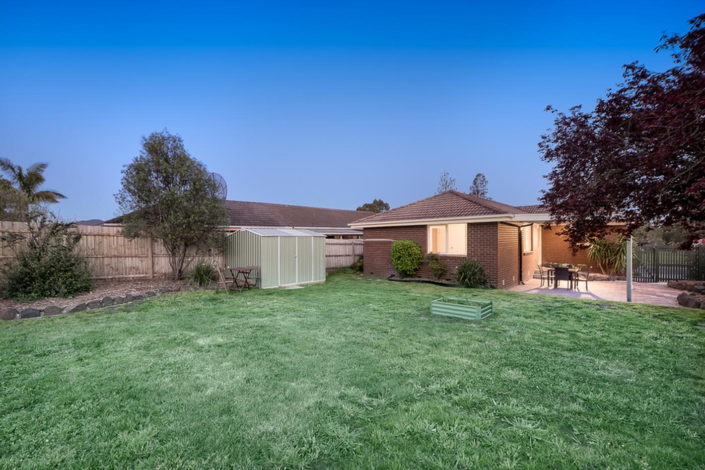 11 Chelsea Ave, Mulgrave VIC 3170 House Sold