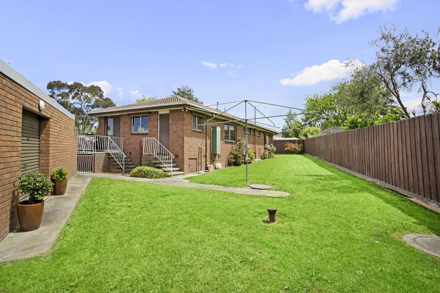 7 Fulwood Place, Mulgrave VIC 3170 House Sold