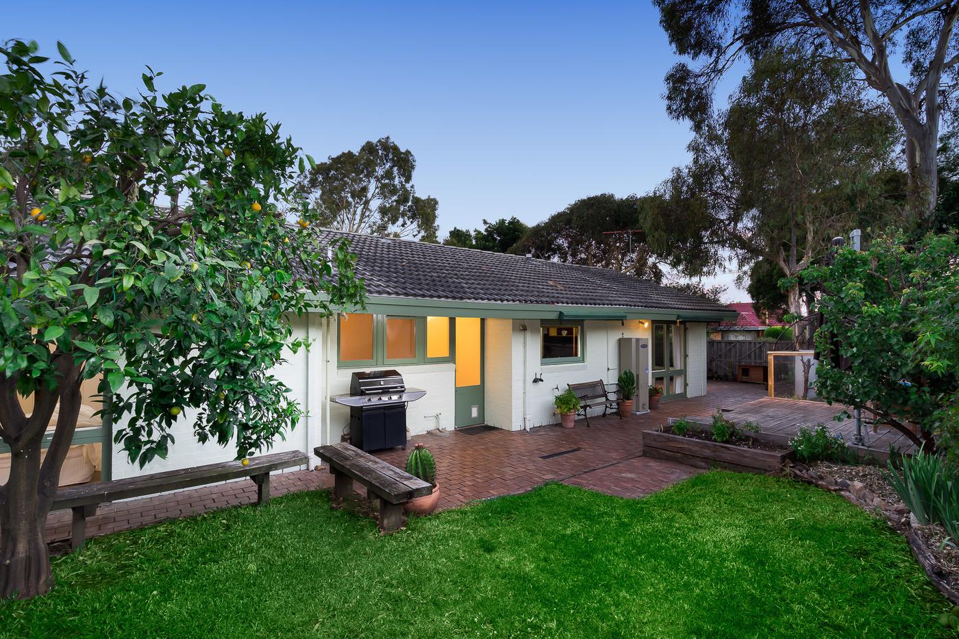 19 Suemar Street, Mulgrave VIC 3170 House Sold