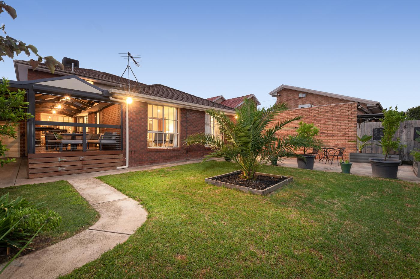 24 Manning Drive, Noble Park North VIC 3174 House Sold