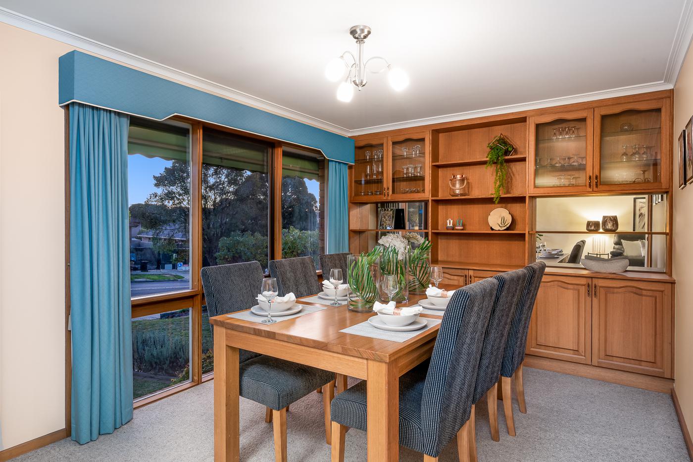 28 Haverbrack Drive, Mulgrave VIC 3170 House Sold