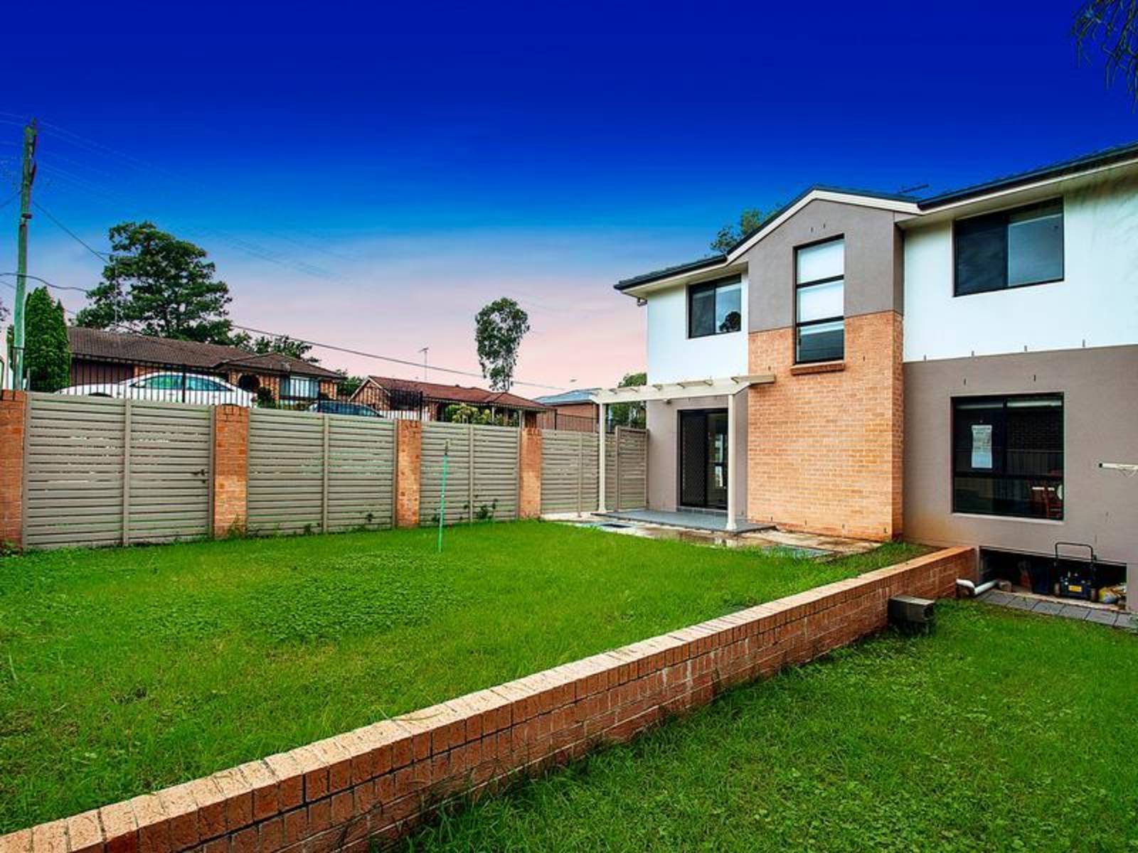 212 Stephen Street, Blacktown NSW 2148 Property Information