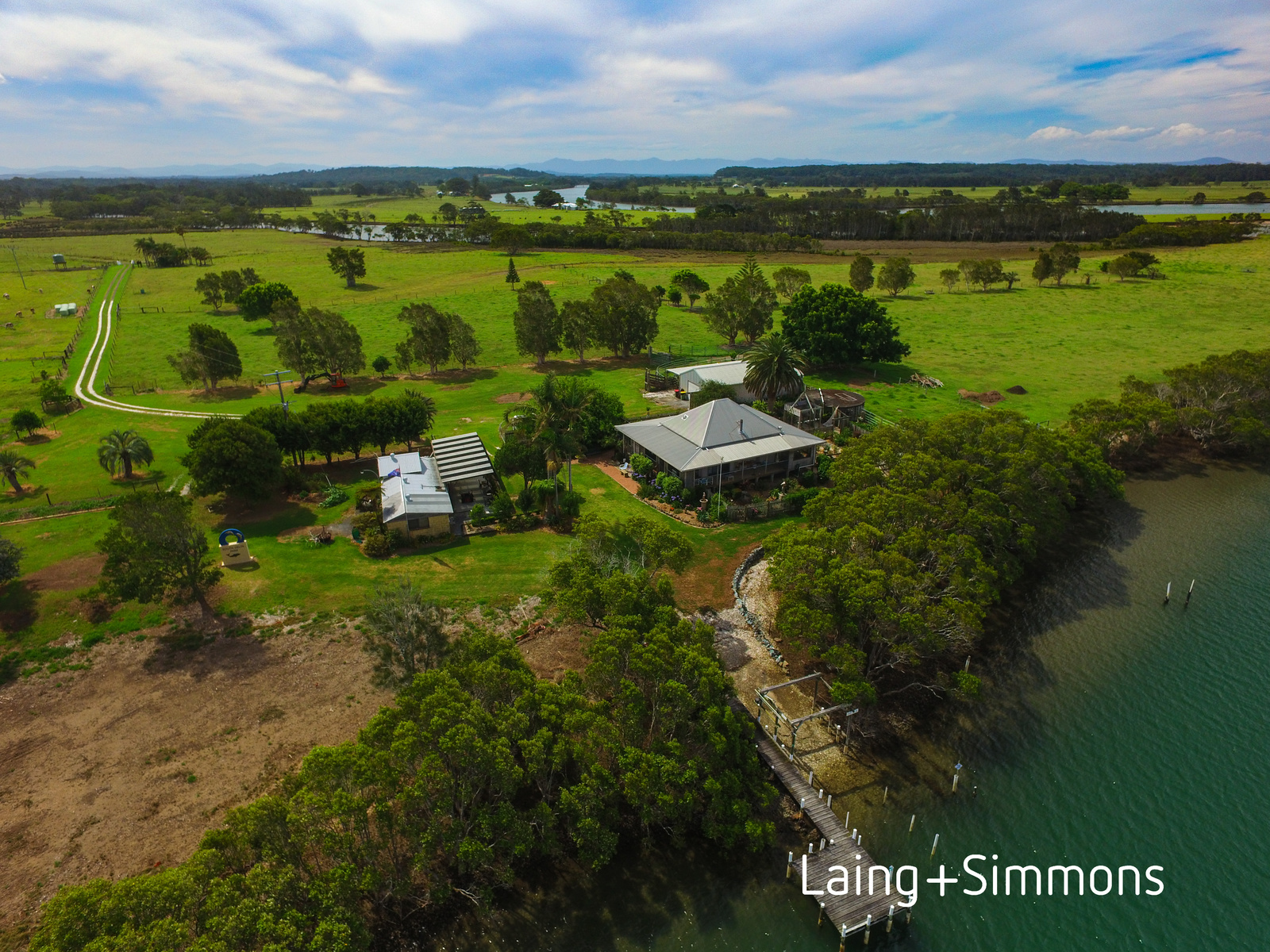 273 Cowans Lane, Oxley Island NSW 2430 Property Information