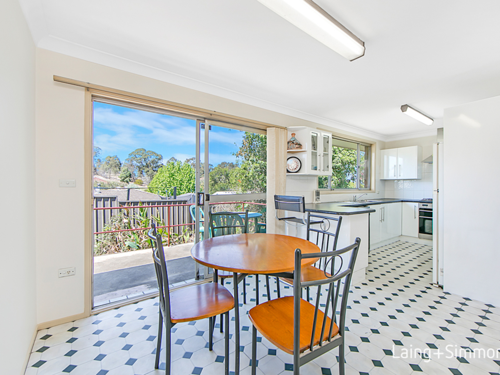 13 Curtis Place, Kings Park NSW 2148 Property Information