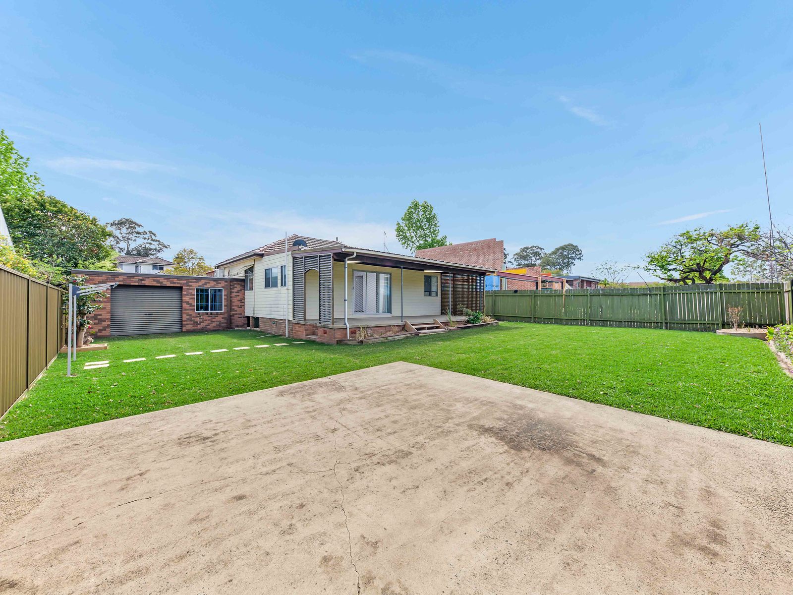8 Moss Street, Chester Hill NSW 2162 House Leased
