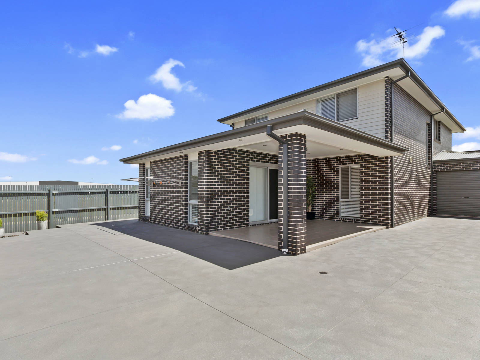 32 Clarence Drive, Elizabeth Hills NSW 2171 Property Information