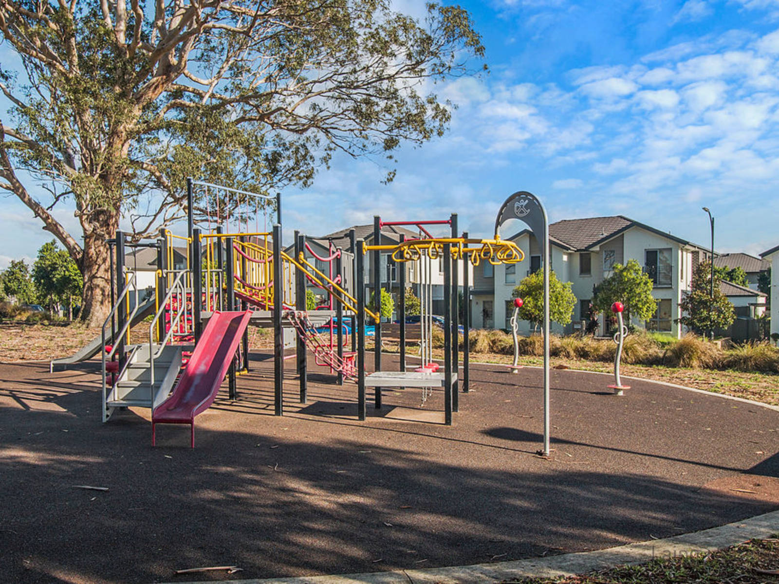 19 Brinsmead Avenue, Middleton Grange NSW 2171 House Leased