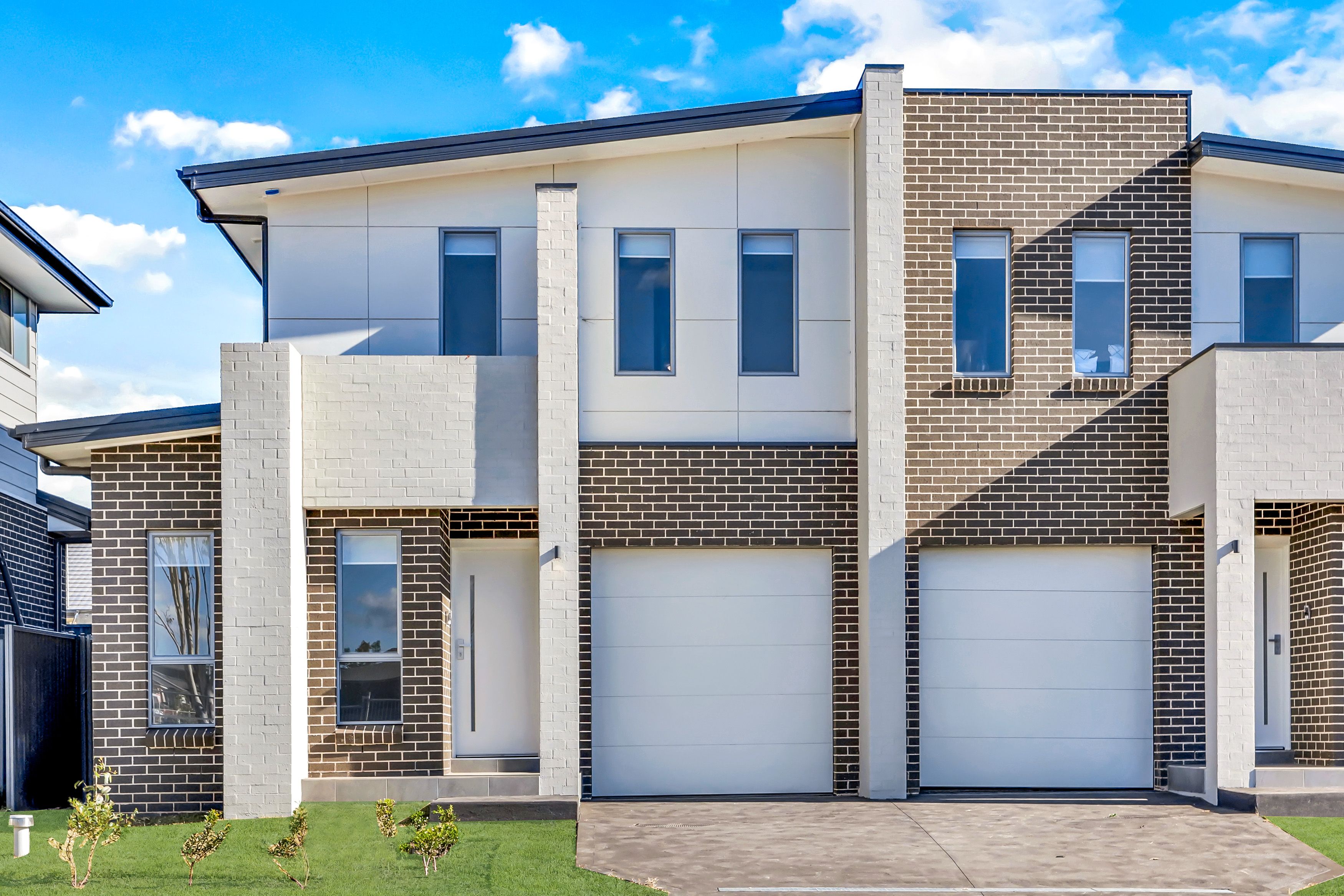 164b Willowdale Drive, Denham Court NSW 2565 DuplexSemidetached