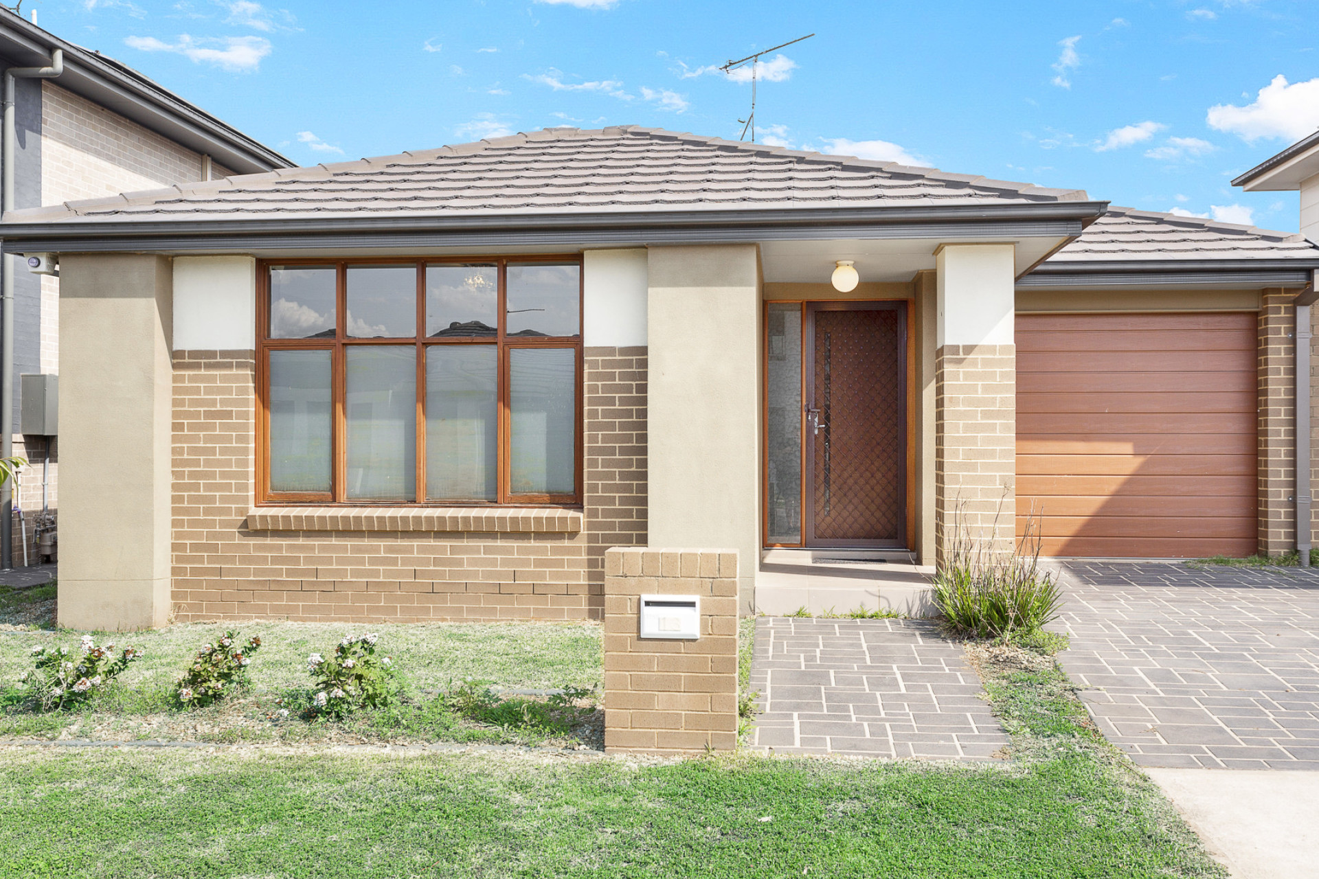 13 Huntington Street, Ropes Crossing NSW 2760 House Sold