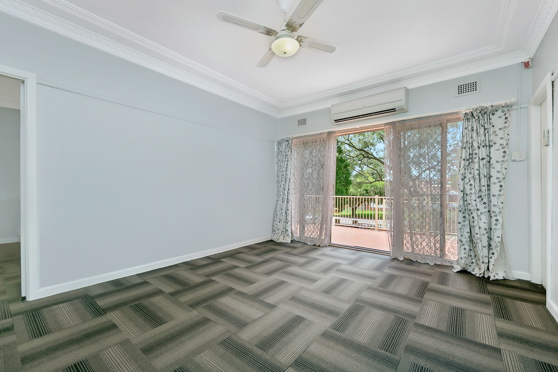 90 Stephen Street, Blacktown NSW 2148 House For Sale