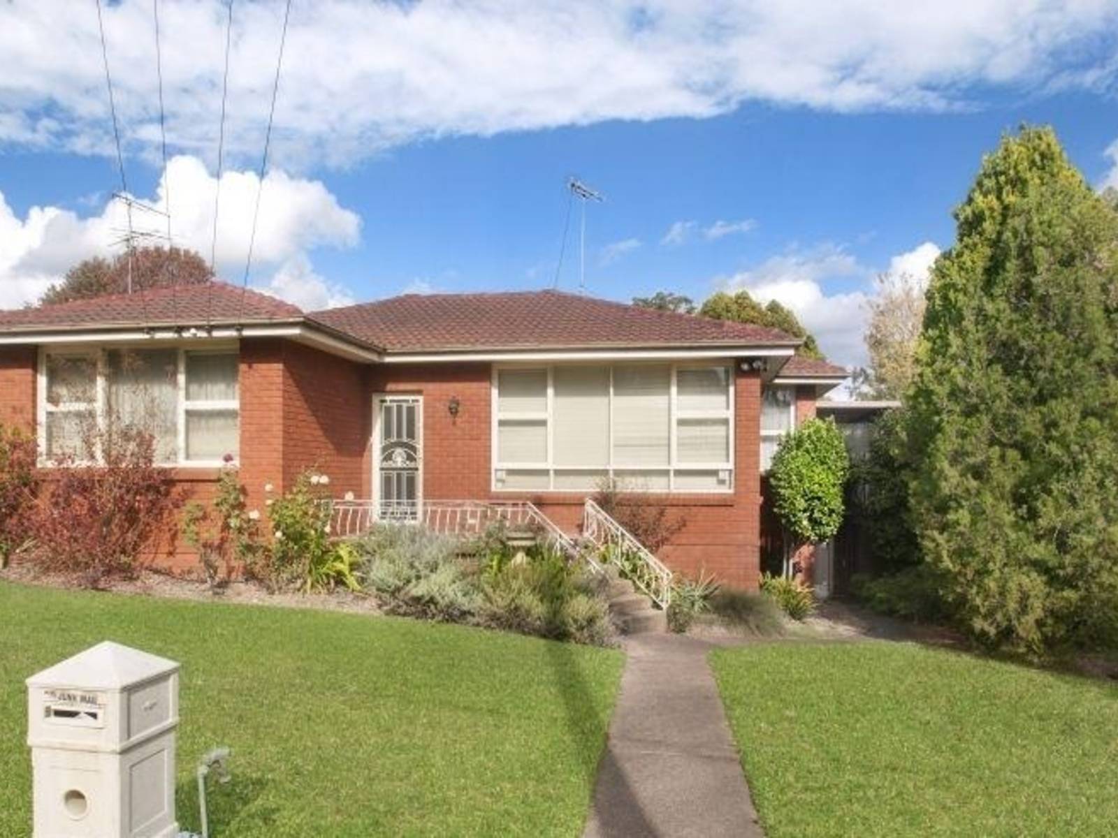 9 Olola Avenue, Castle Hill NSW 2154 House Leased 9 Olola Avenue, Castle Hill NSW 2154 House Leased