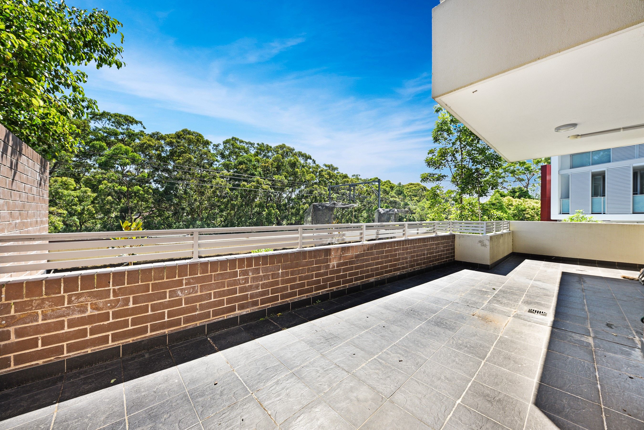 2/33 Hampden Road, Artarmon NSW 2064 Apartment Leased