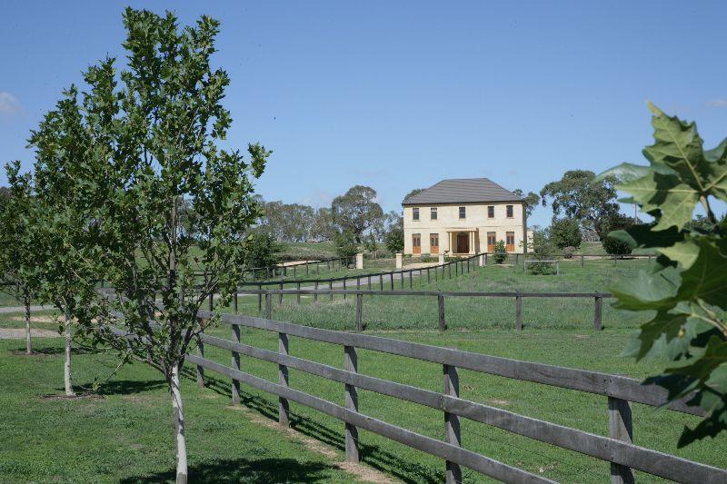 40 Johnsons Lane, Goulburn NSW 2580 Property Information