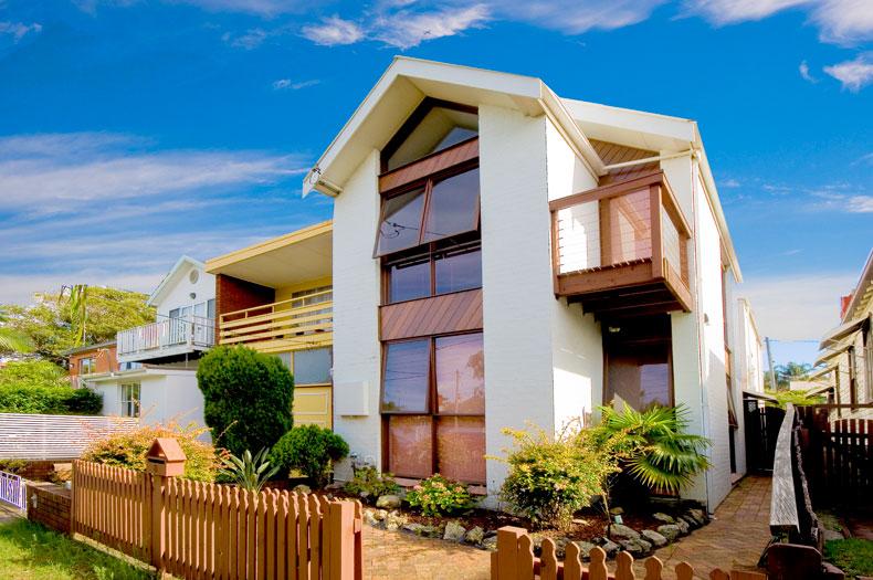 8 Hewlett Street, BRONTE NSW 2024 Property Information