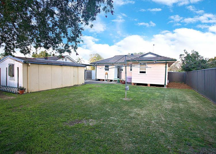 42 Manila Rd, Lethbridge Park NSW 2770 House Sold
