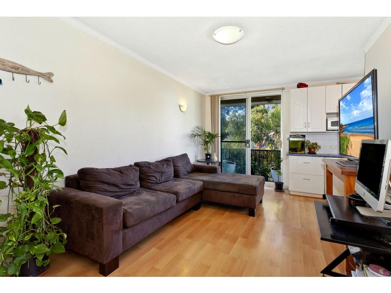 6 43 Martin Street, Freshwater NSW 2096 Apartment Sold